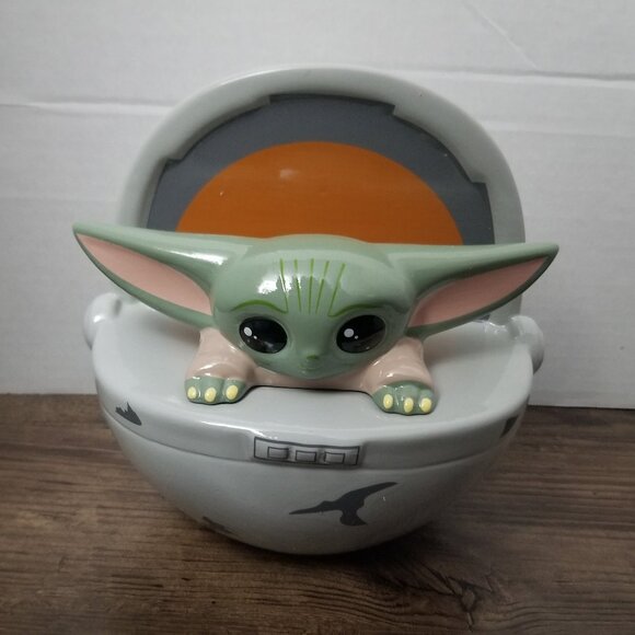 Star Wars Mandalorian Grogu Ceramic Money Bank - Picture 2 of 9